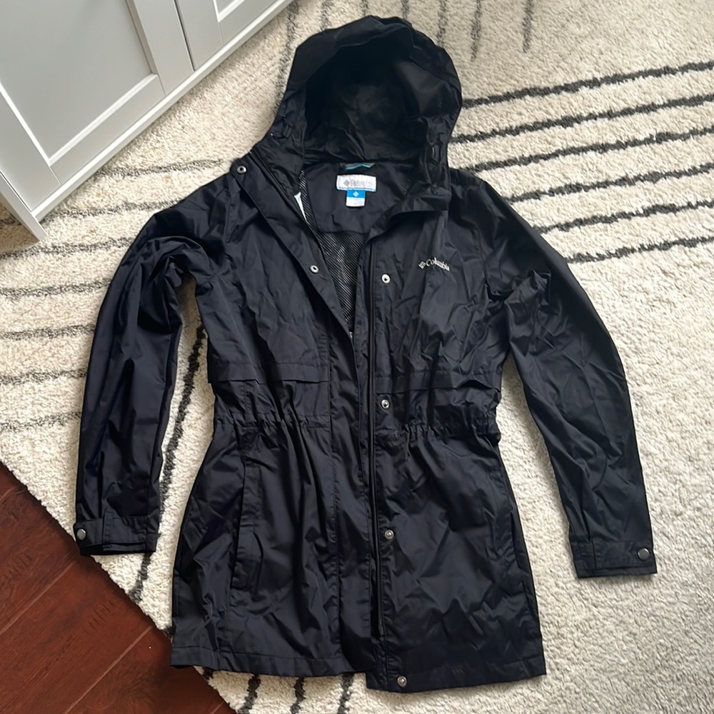 Columbia light rain jacket / outer shell size medium